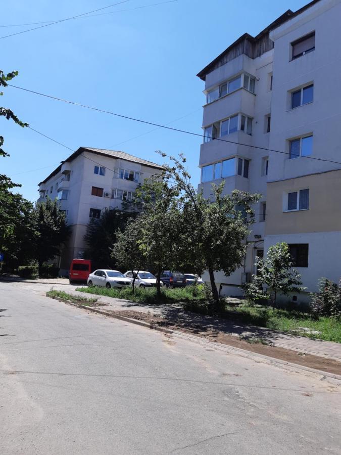 Maxx Lake Apart Bacău Buitenkant foto